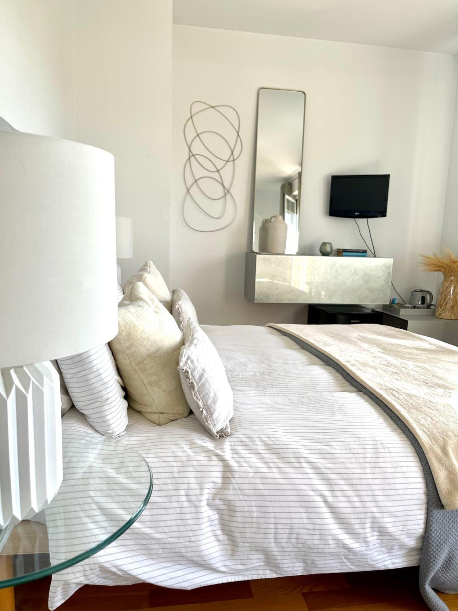 Estilosa Casa Golf Suites Gorraiz Buitenkant foto