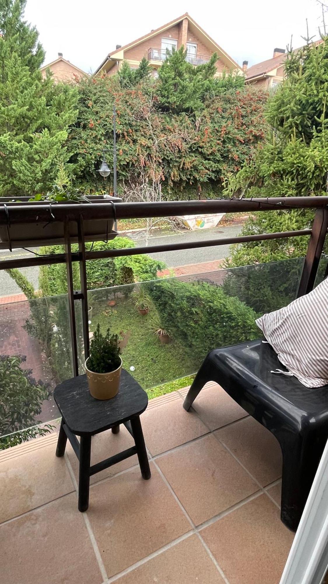 Estilosa Casa Golf Suites Gorraiz Buitenkant foto